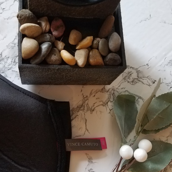 Vince Camuto Black Racer Back bra 36c - Picture 4 of 4